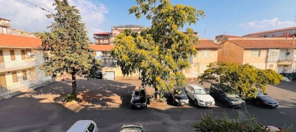 Casa de 10 dormitorios en Adrano, Italy No. 340742 2