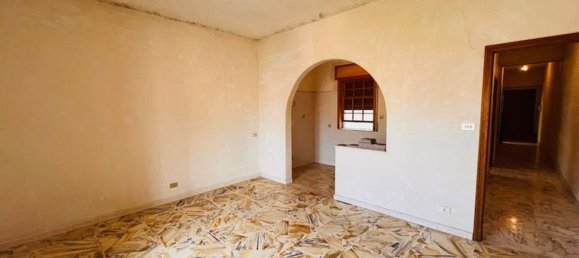 Casa de 10 dormitorios en Adrano, Italy No. 340742 16