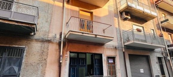 Casa de 10 dormitorios en Adrano, Italy No. 340742 28