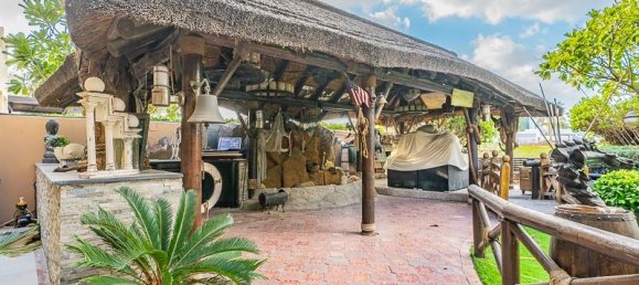 6 bedrooms Villa in Meadows, UAE No. 4274 11