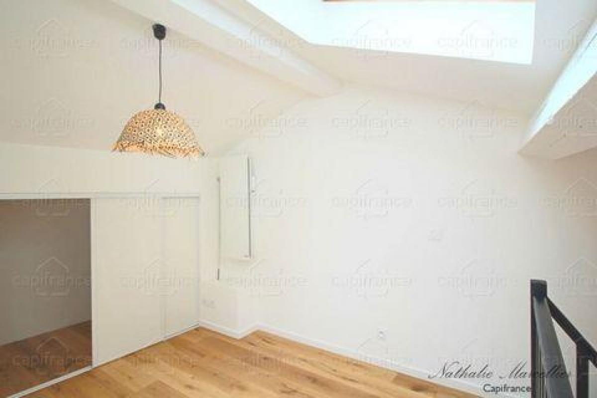 Студия в кондо  в Лион, Франция № 34069