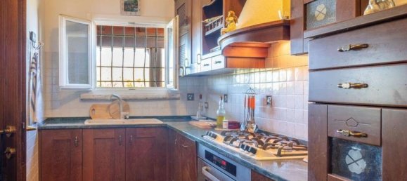 10-Zimmer Haus in Sutri, Italy, Nr. 146454 4