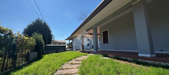 Вилла с 3 спальнями в Тревиньяно, Италия № 377654 25