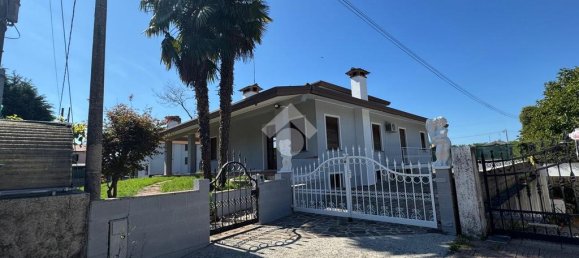 Вилла с 3 спальнями в Тревиньяно, Италия № 377654 21