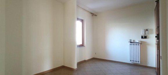 5 rooms Apartment in Avellino, Italy No. 28846 29