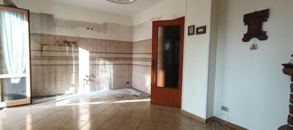 5 rooms Apartment in Avellino, Italy No. 28846 25