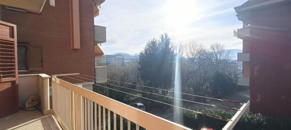 5 rooms Apartment in Avellino, Italy No. 28846 28