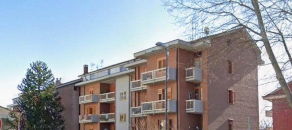 5 rooms Apartment in Avellino, Italy No. 28846 6