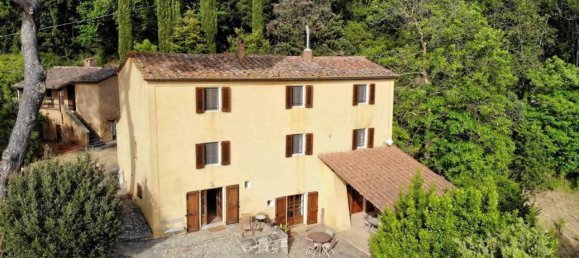 13 rooms House in Roccastrada, Italy No. 19887 3