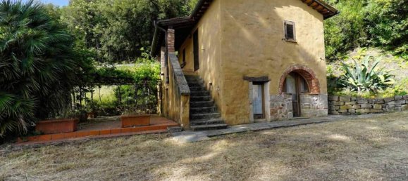 13 rooms House in Roccastrada, Italy No. 19887 15