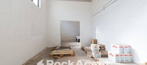 Lagerhaus in Acireale, Italy 744m², Nr. 259422 6