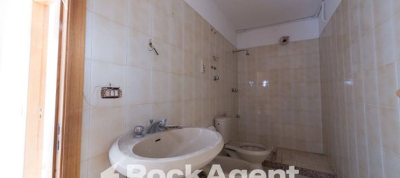 Lagerhaus in Acireale, Italy 744m², Nr. 259422 16