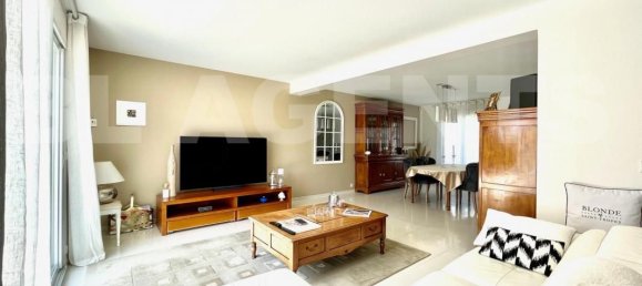 4 Schlafzimmer Haus in Lagny-sur-Marne, France, Nr. 325339 8