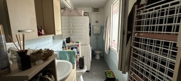 4 rooms House in Mira, Italy No. 60577 6