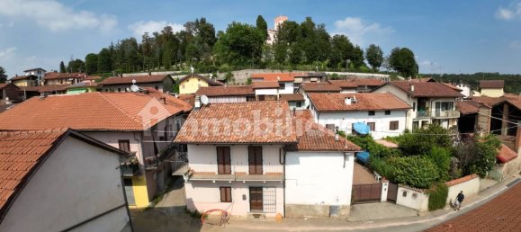 2 bedrooms House in Reano, Italy No. 63968 2