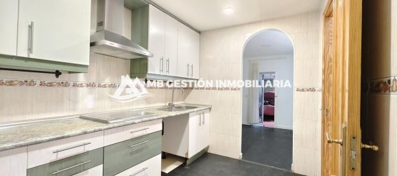 Дом с 4 спальнями в Мадрид, Испания № 143060 61