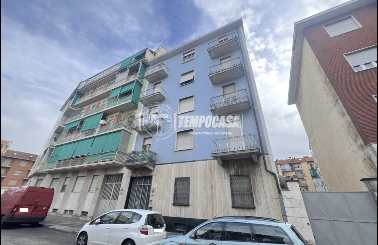 2 rooms Apartment in Turin, Italy No. 347107