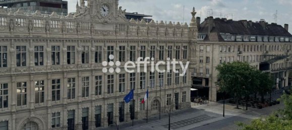 1 bedroom Apartment in Valenciennes, France No. 283906 3