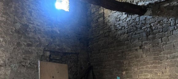 80m² Commercial property in Casola in Lunigiana, Italy No. 315473 4