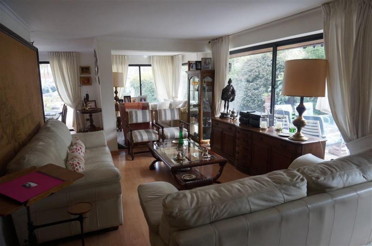 3 bedrooms House in Santiago, Chile No. 3365