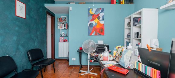 3 bedrooms Apartment in Palermo, Italy No. 167475 8