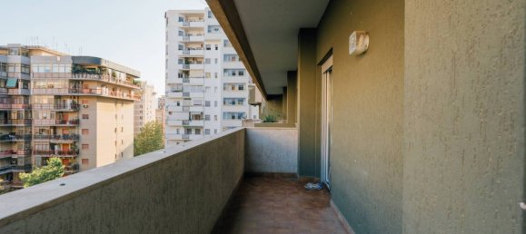 3 bedrooms Apartment in Palermo, Italy No. 167475 21