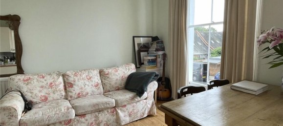 1 bedroom Apartment in London, United Kingdom No. 5454 8