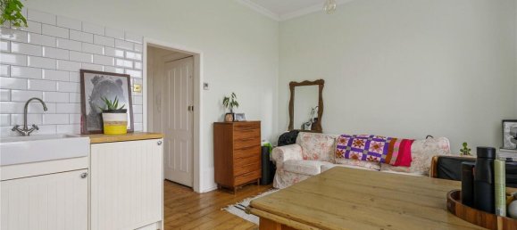 1 bedroom Apartment in London, United Kingdom No. 5454 10