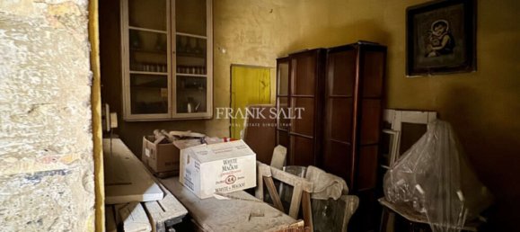 7 bedrooms House in Rabat, Malta No. 2552 10