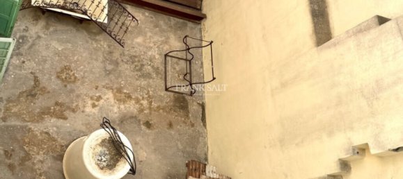 7 bedrooms House in Rabat, Malta No. 2552 12