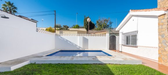 Villa de 3 dormitorios en Fuengirola, Spain No. 126750 15
