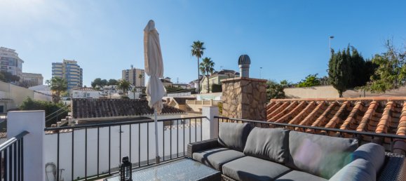 Villa de 3 dormitorios en Fuengirola, Spain No. 126750 2