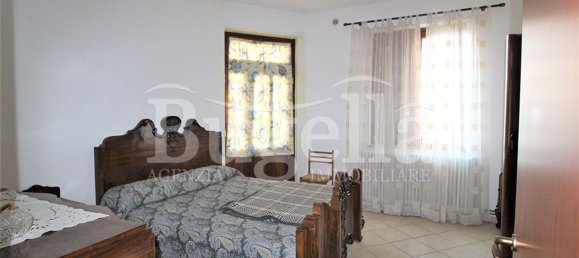 3-Zimmer Wohnung in Donato, Italy, Nr. 166531 2