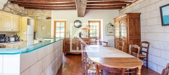 5 bedrooms House in Loire, France No. 363394 12