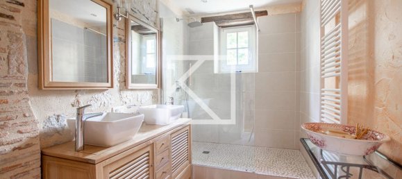 5 bedrooms House in Loire, France No. 363394 16