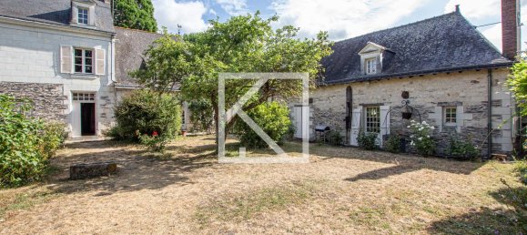 5 bedrooms House in Loire, France No. 363394 2