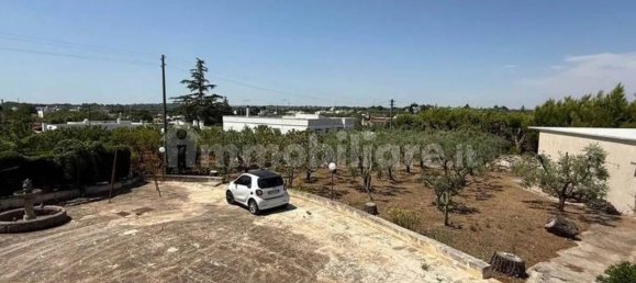 Вилла с 10 спальнями в Остуни, Италия № 348136 6