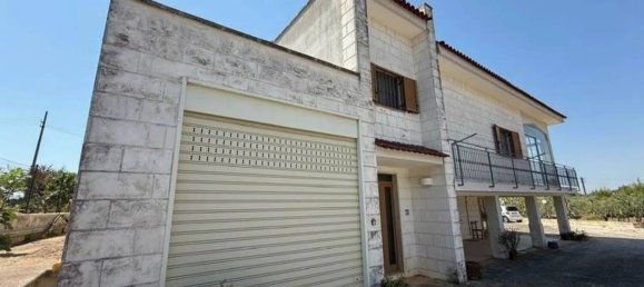 Вилла с 10 спальнями в Остуни, Италия № 348136 3