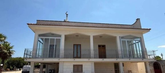 Вилла с 10 спальнями в Остуни, Италия № 348136 2