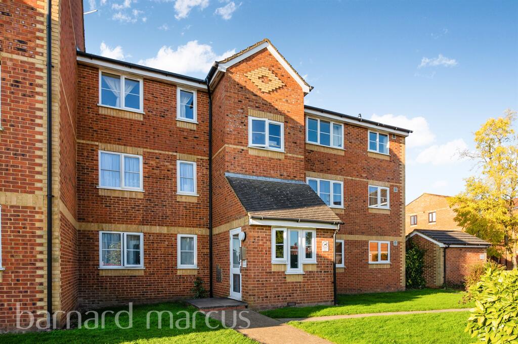 1 bedroom Apartment in Feltham, United Kingdom No. 9868