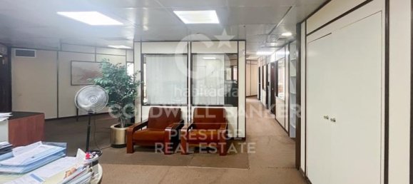 253m² Office in Eixample, Spain No. 85951 13