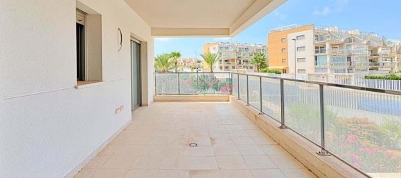 2 bedrooms Apartment in Alicante, Spain No. 177343 8