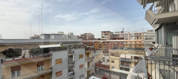 3 rooms Apartment in Bari, Italy No. 21011 15
