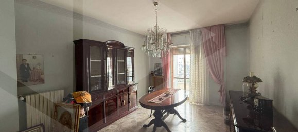 3 rooms Apartment in Bari, Italy No. 21011 12