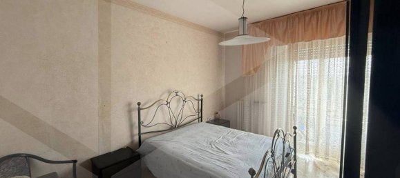 3 rooms Apartment in Bari, Italy No. 21011 22