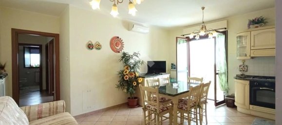 Квартира с 3 спальнями в Пинето, Италия № 318669 4