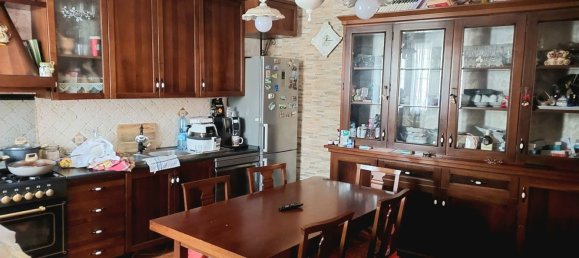 Casa de 4 dormitorios en Vibo Valentia, Italy No. 335455 4