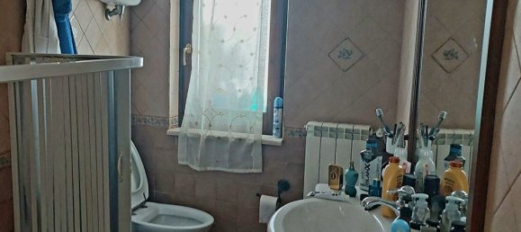 Casa de 4 dormitorios en Vibo Valentia, Italy No. 335455 13