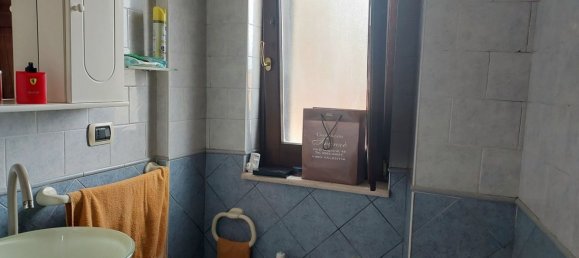 Casa de 4 dormitorios en Vibo Valentia, Italy No. 335455 9