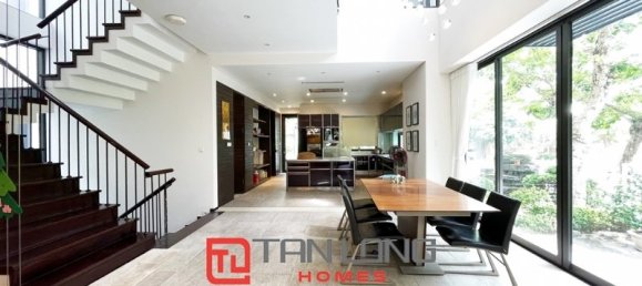 6 Schlafzimmer Villa in Long Bien, Vietnam, Nr. 557 5